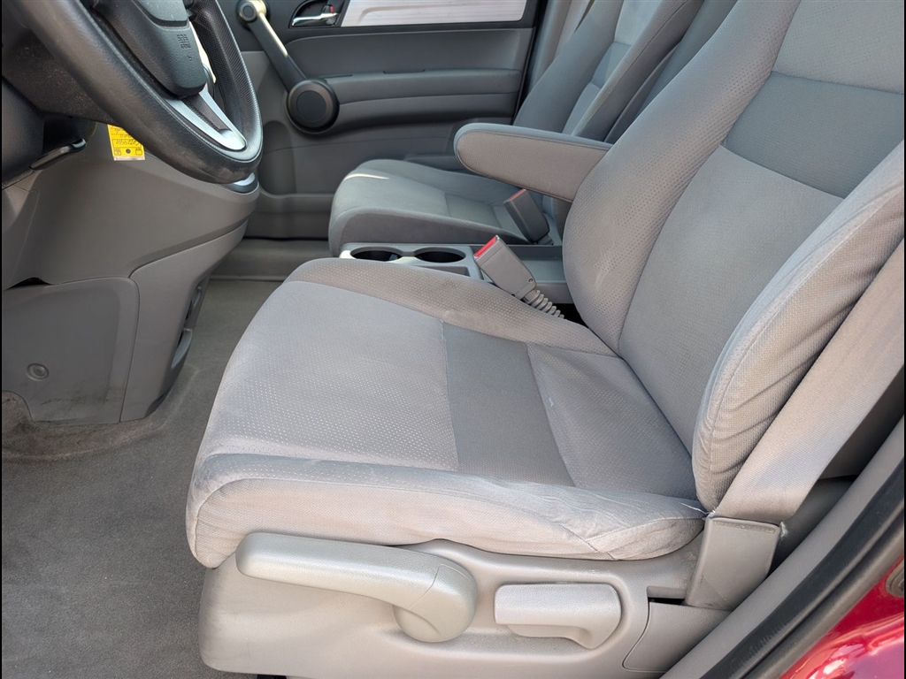 Used 2011 Tango Red Pearl Honda SE image 6