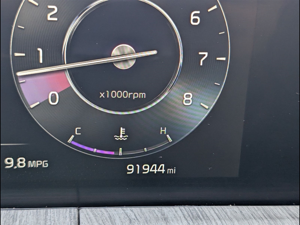 Used 2023 Glacial White Pearl Kia SX image 6