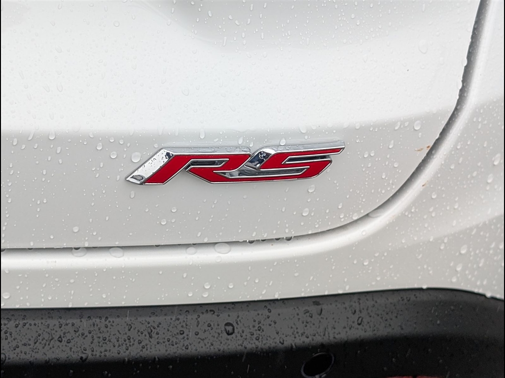 New 2026 Summit White Chevrolet RS image 6