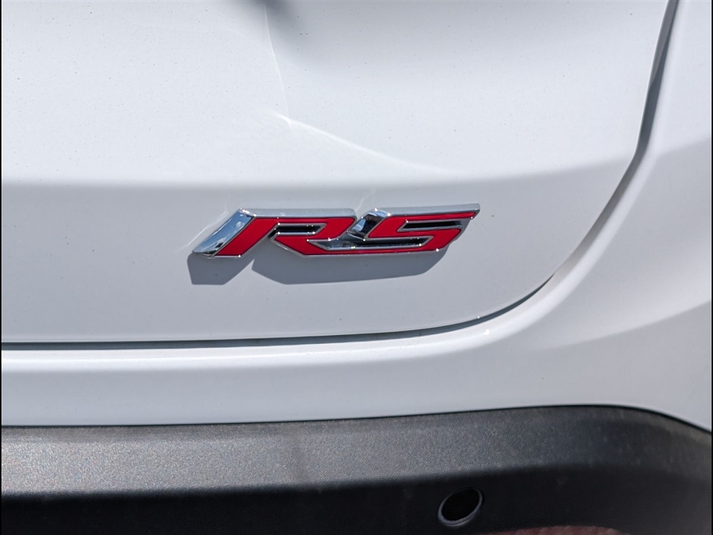 New 2026 Summit White Chevrolet RS image 6