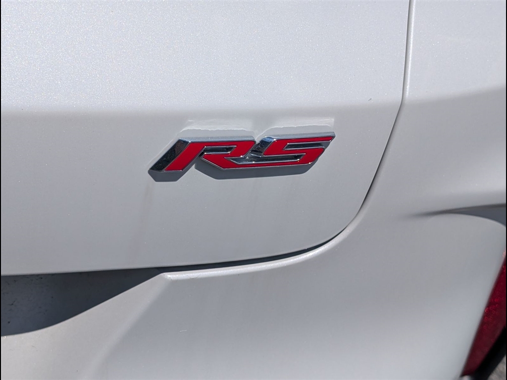 New 2026 Iridescent Pearl Tricoat Chevrolet RS image 6