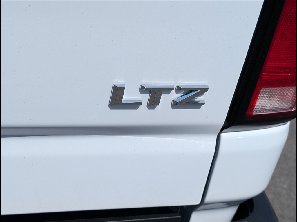 New 2026 Summit White Chevrolet LTZ image 7
