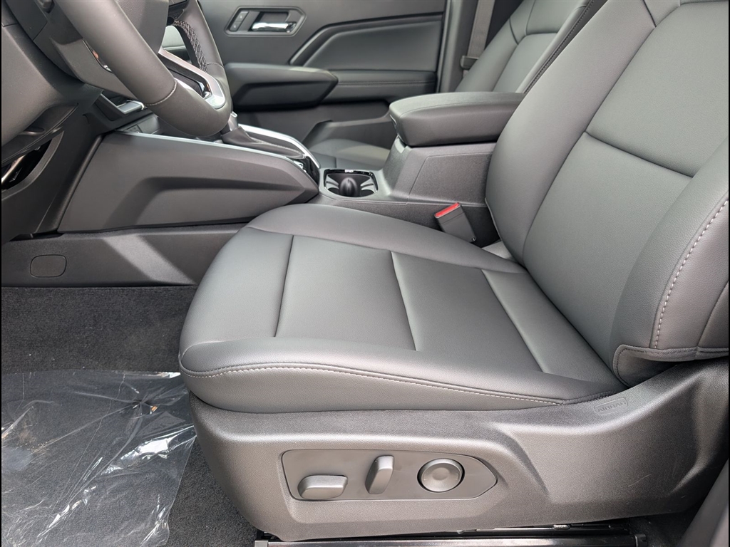 New 2026 Black Chevrolet LT image 7