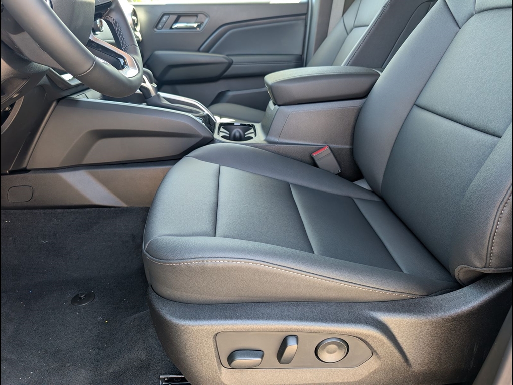 New 2026 Sterling Gray Metallic Chevrolet LT image 7