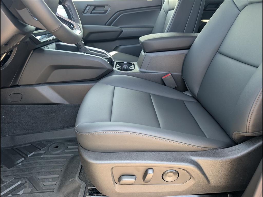New 2026 Sterling Gray Metallic Chevrolet Trail Boss image 7