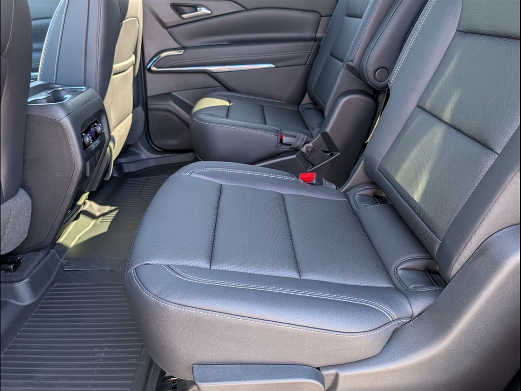 New 2026 Lakeshore Blue Metallic Chevrolet LT image 7