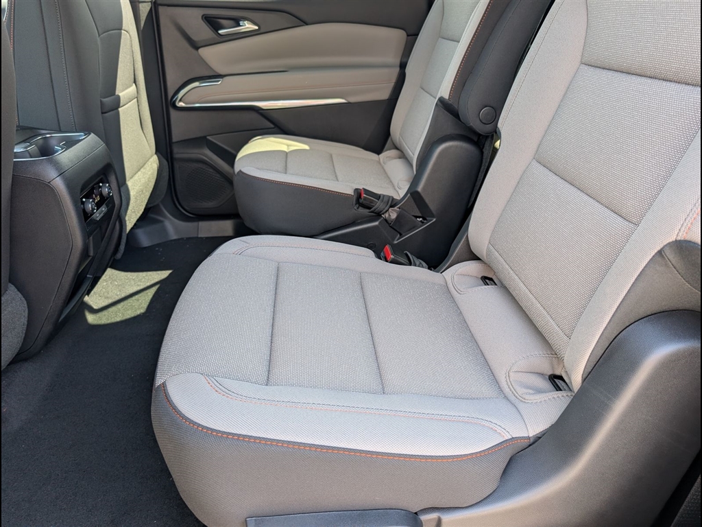 New 2026 Mosaic Black Metallic Chevrolet LT image 7