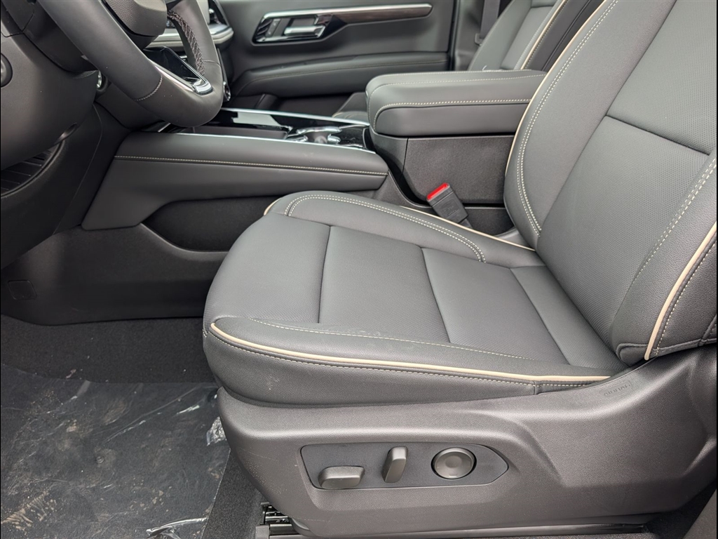 New 2026 Sterling Gray Metallic Chevrolet Premier image 7