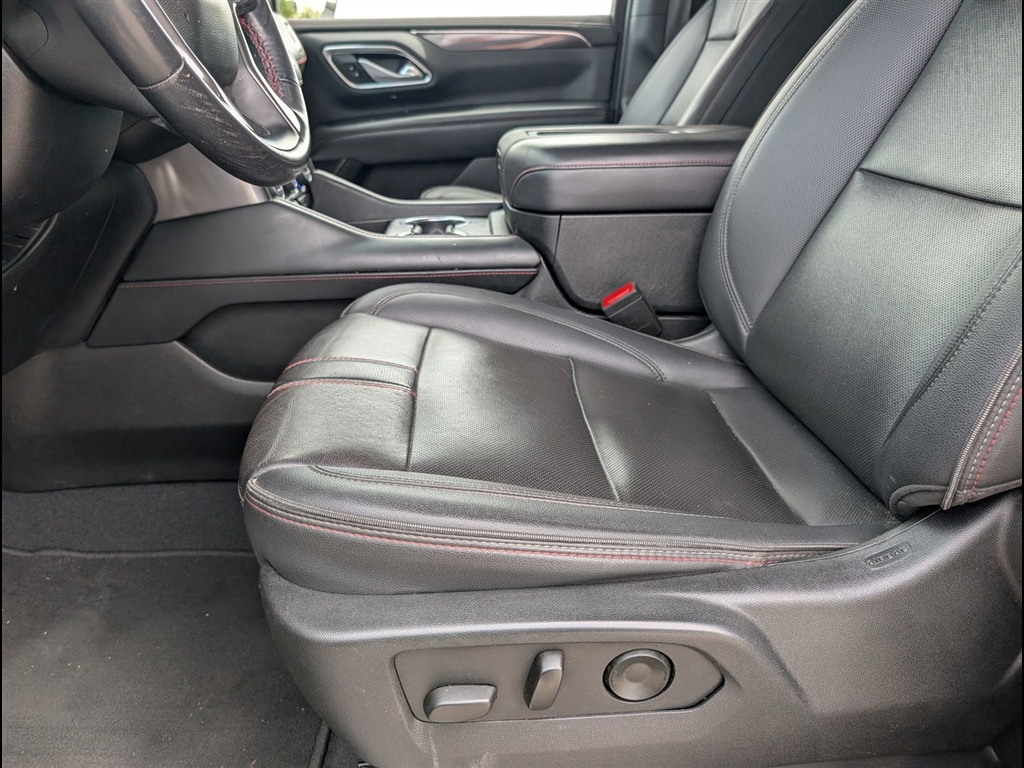 Used 2022 Black Chevrolet RST image 7