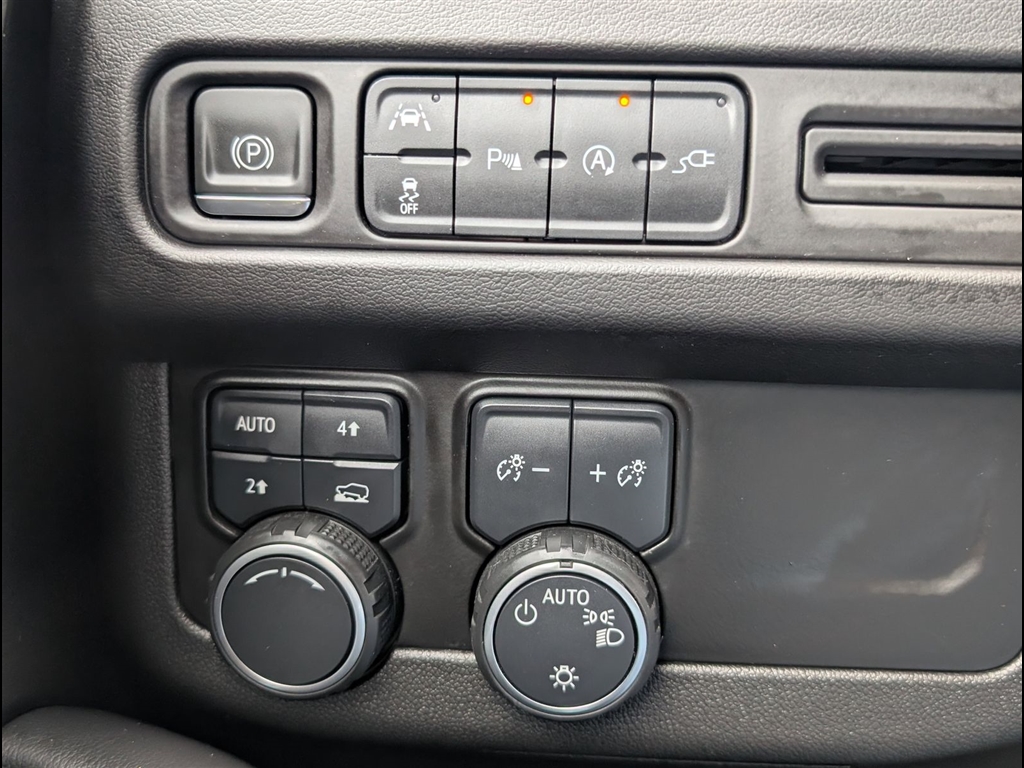 Used 2021 Satin Steel Metallic Chevrolet LT image 7