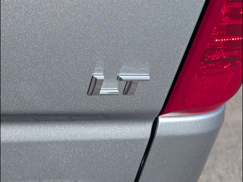 New 2026 Sterling Gray Metallic Chevrolet LT image 7