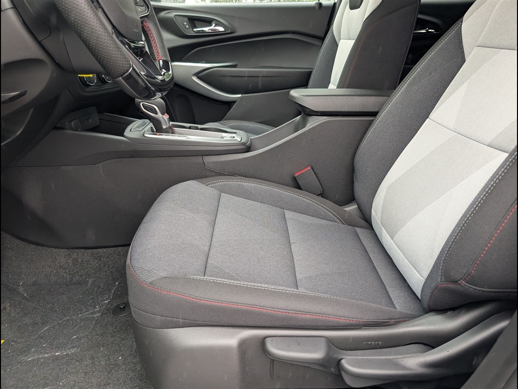 New 2026 Summit White Chevrolet RS image 7