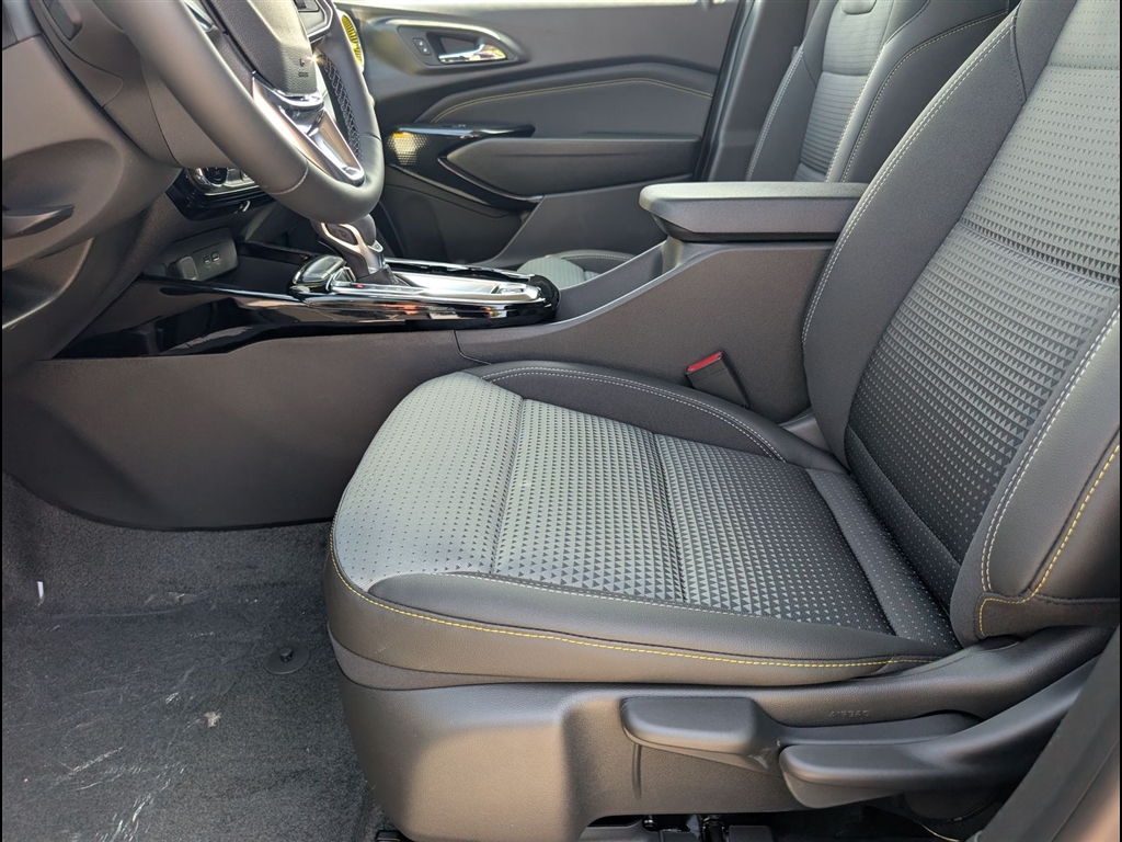 New 2026 Sterling Gray Metallic Chevrolet LT image 7