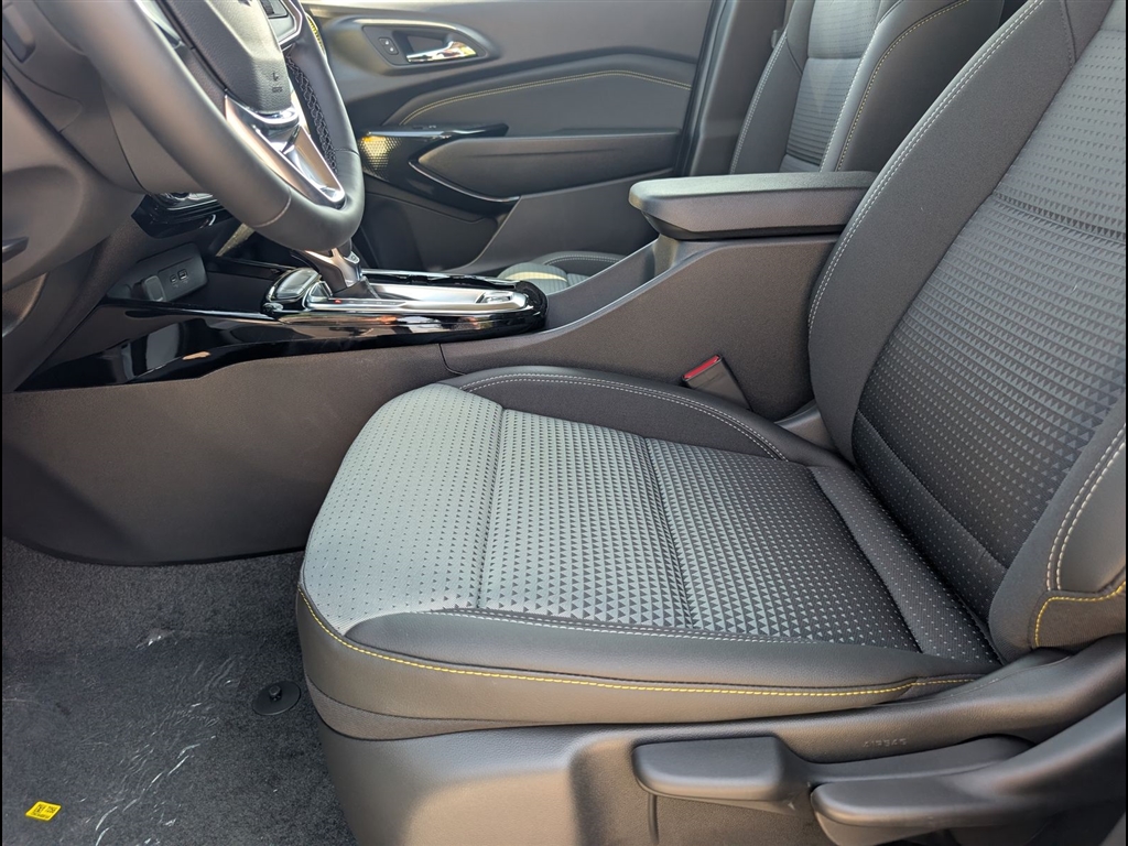 New 2026 Summit White Chevrolet LT image 7