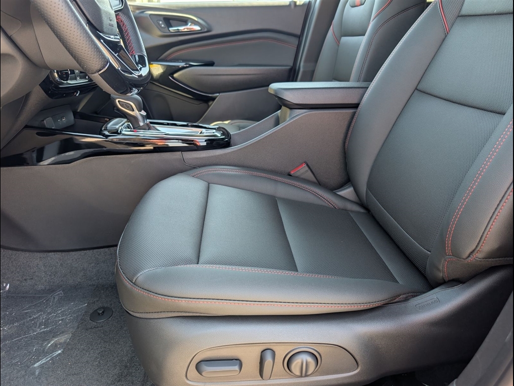 New 2026 Summit White Chevrolet RS image 7