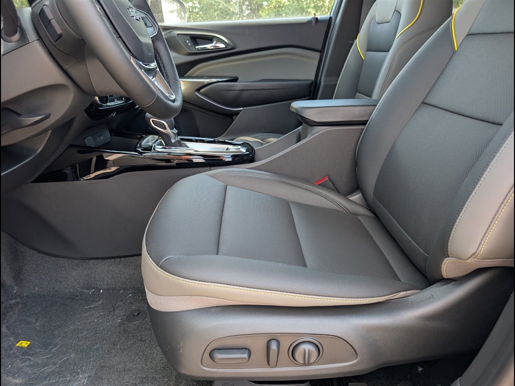 New 2026 Sterling Gray Metallic Chevrolet ACTIV image 7
