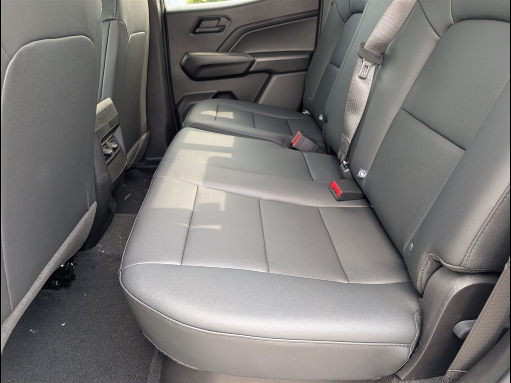 New 2026 Summit White Chevrolet Trail Boss image 8
