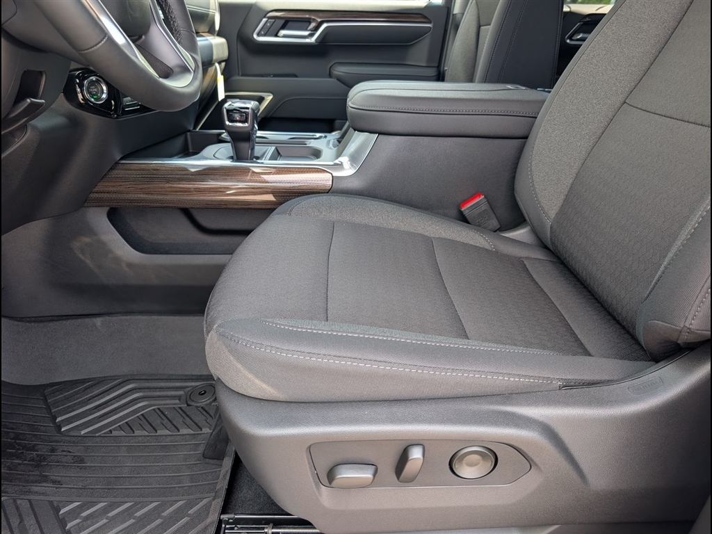 New 2026 Sterling Gray Metallic Chevrolet RST image 8