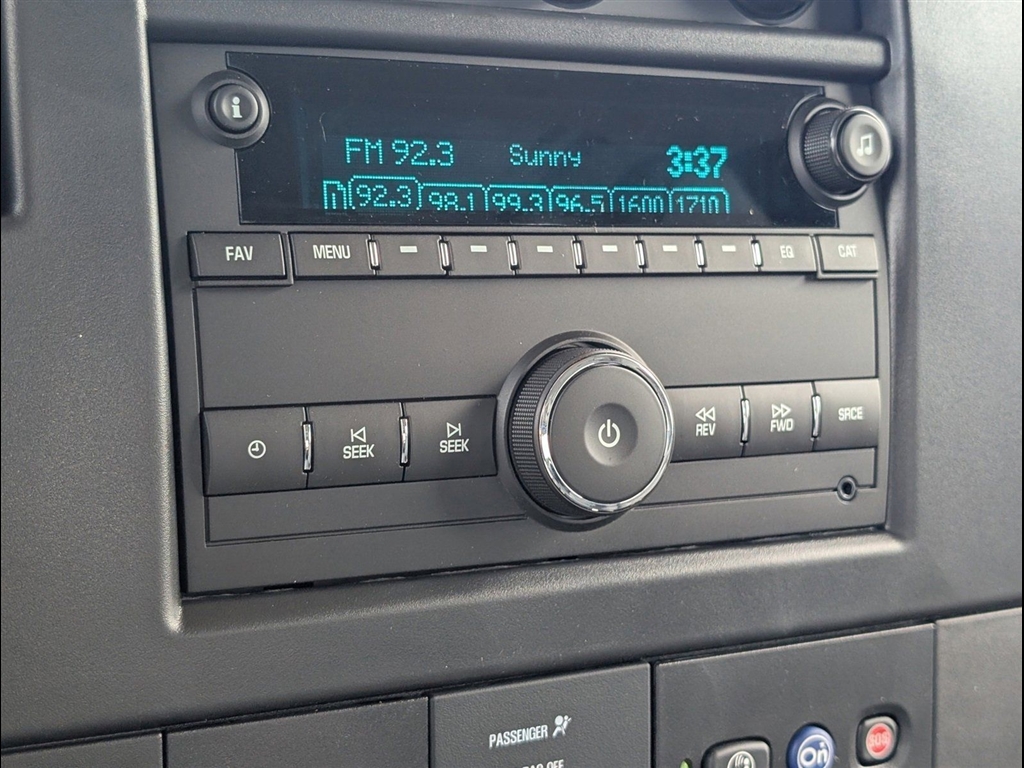 New 2025 Summit White Chevrolet 2500 image 8