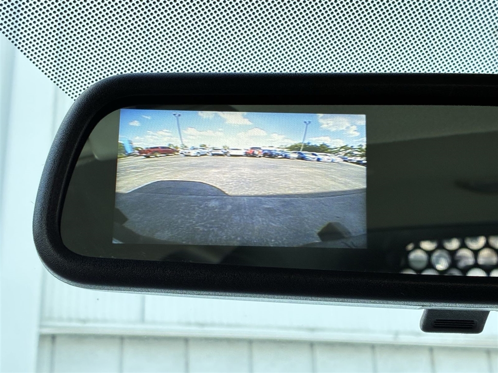 Used 2025 Summit White Chevrolet 2500 image 8
