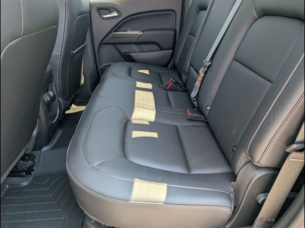 Used 2022 Satin Steel Metallic GMC Elevation image 8
