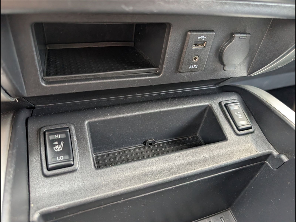 Used 2017 Magnetic Black Nissan SV image 8