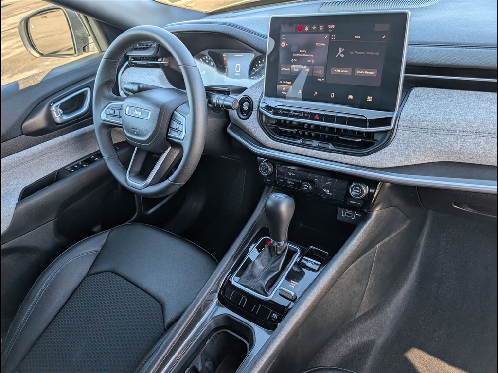 Used 2024 Bright White Clear Coat Jeep Latitude image 8