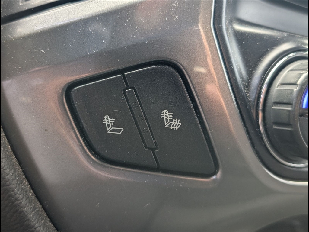 Used 2015 Black Chevrolet LT image 8
