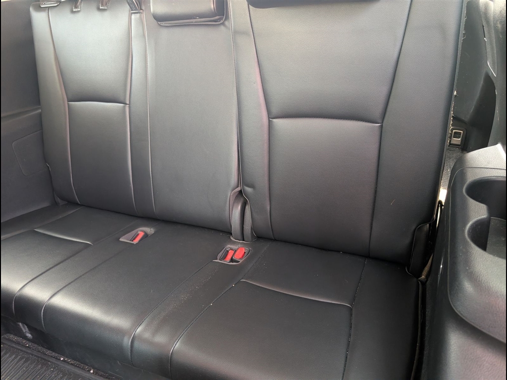 Used 2022 Magnetic Gray Metallic Toyota XLE image 8
