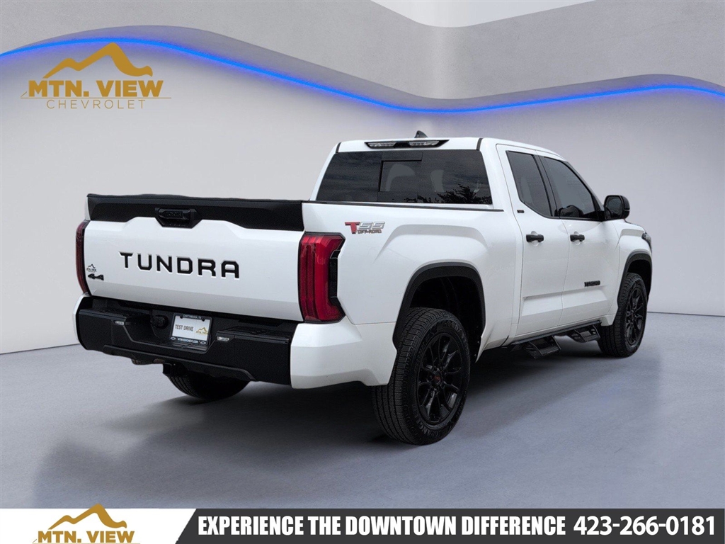 Used 2022 White Toyota SR5 image 8