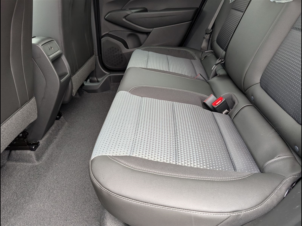 New 2026 Mosaic Black Metallic Chevrolet LT image 8
