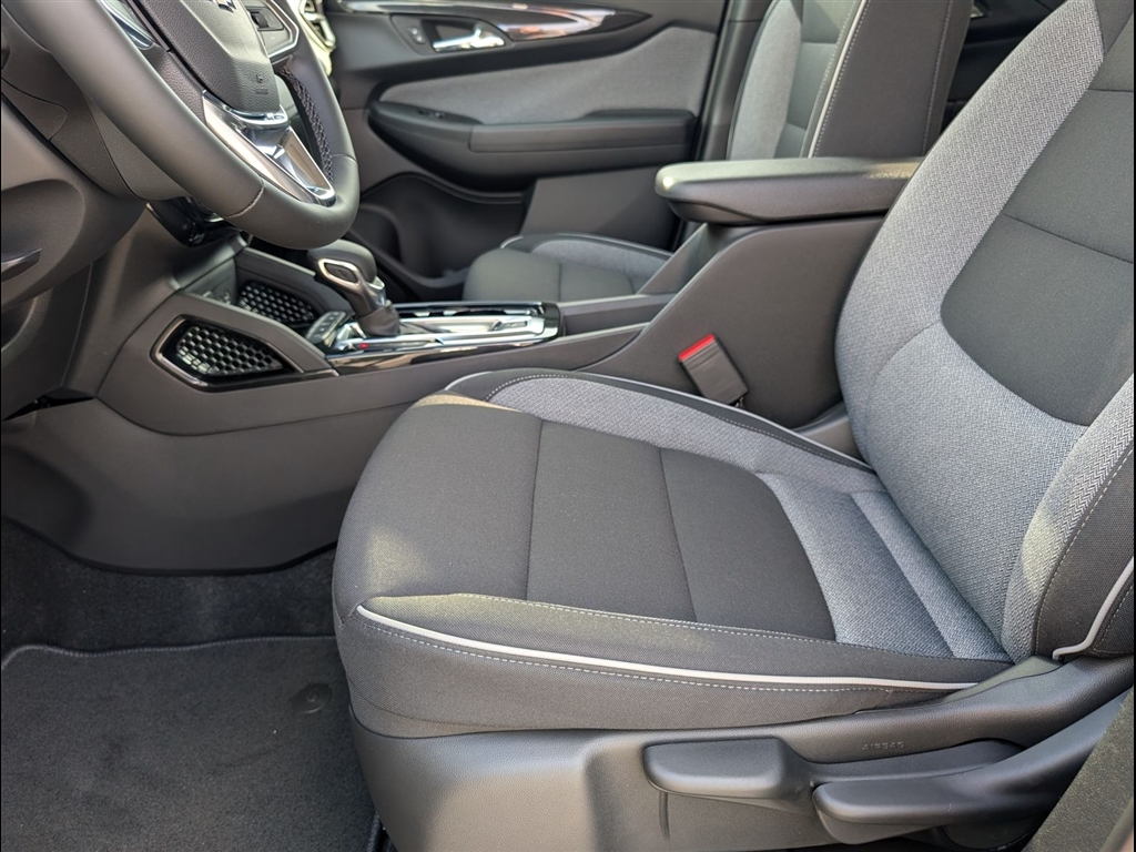New 2026 Mosaic Black Metallic Chevrolet LT image 8