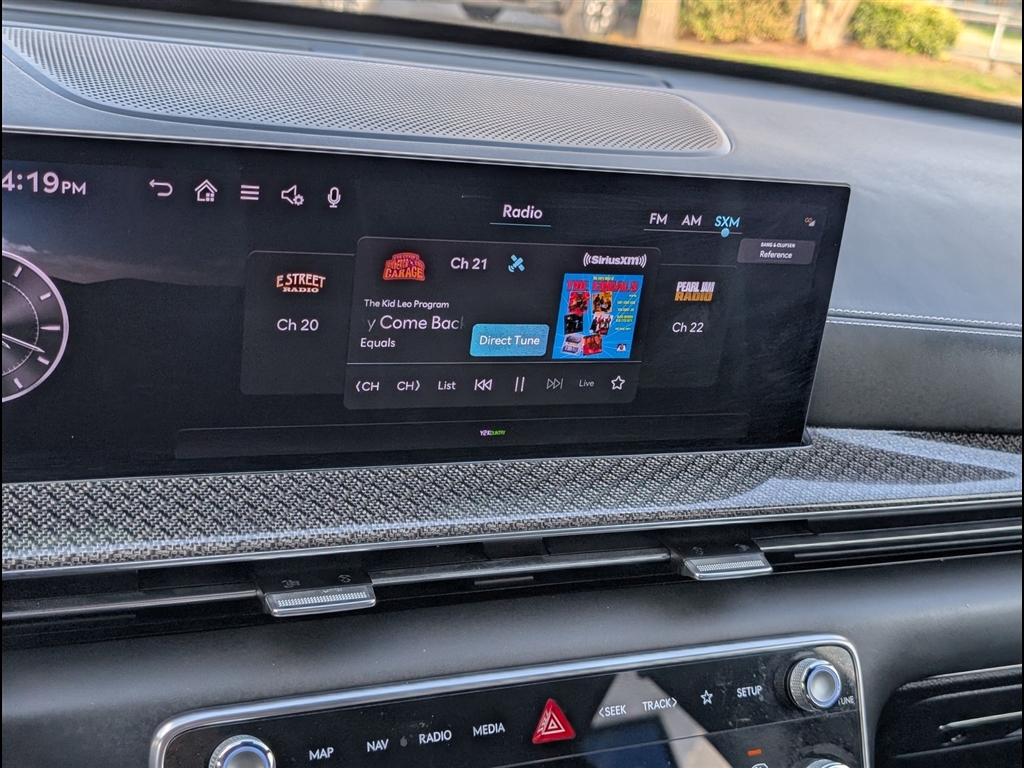 Used 2025 Uyuni White Pearl Genesis 3.5T E-SC image 8