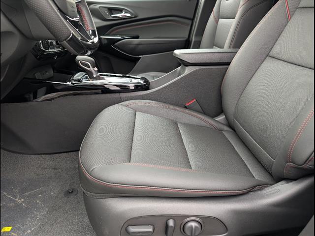 2025 Chevrolet Trax RS