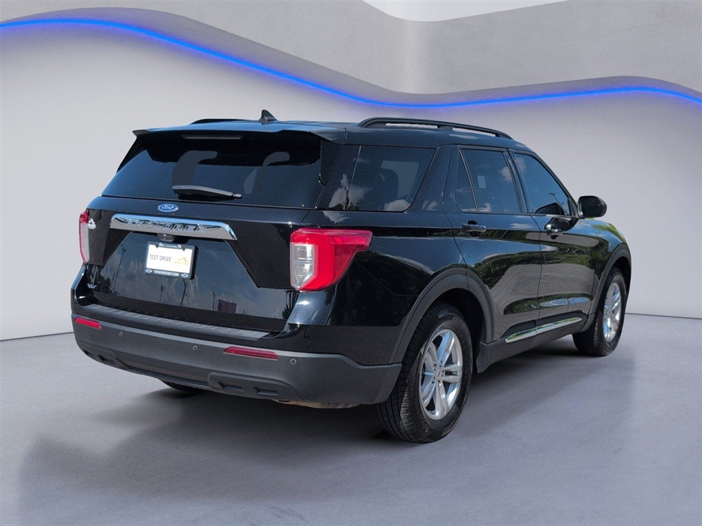 Used 2023 Agate Black Ford XLT image 9