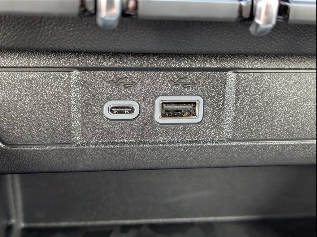 New 2026 Summit White Chevrolet Work Truck image 9