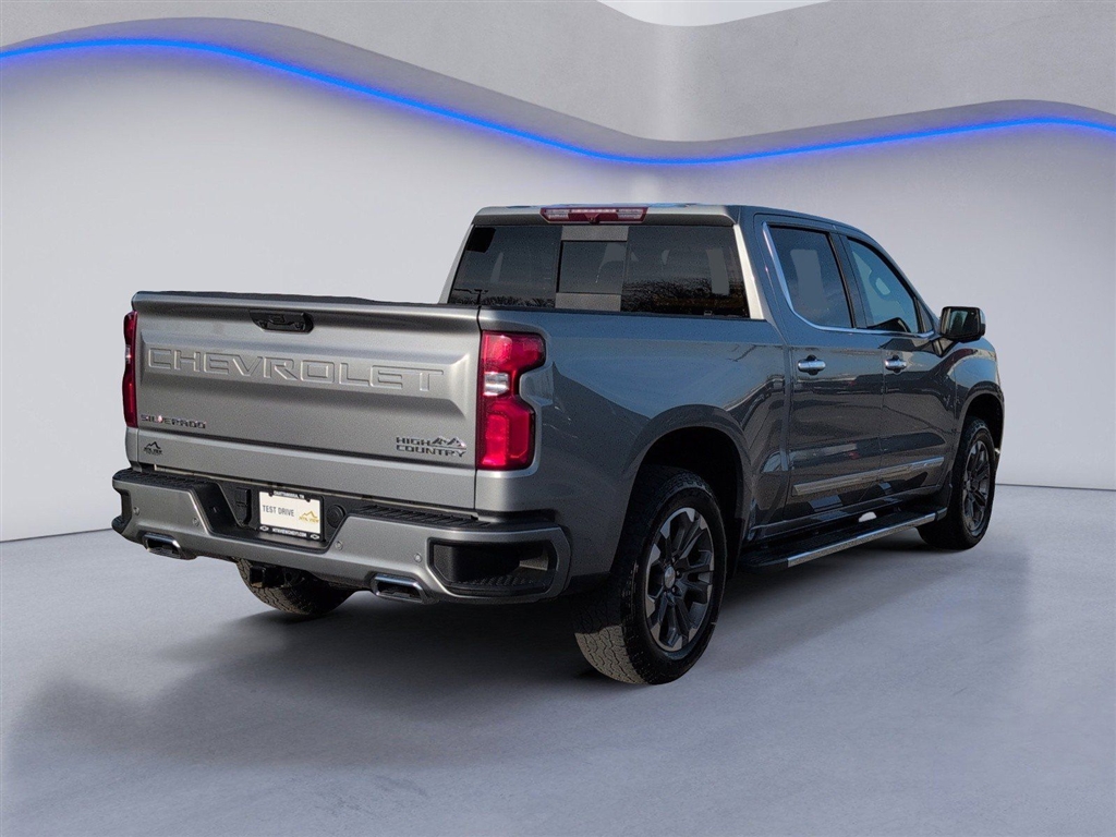 Used 2024 Sterling Gray Metallic Chevrolet High Country image 9