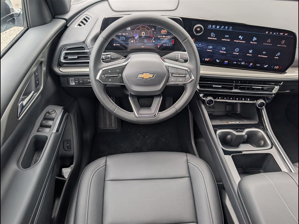 New 2026 Polar White Tricoat Chevrolet LT image 9