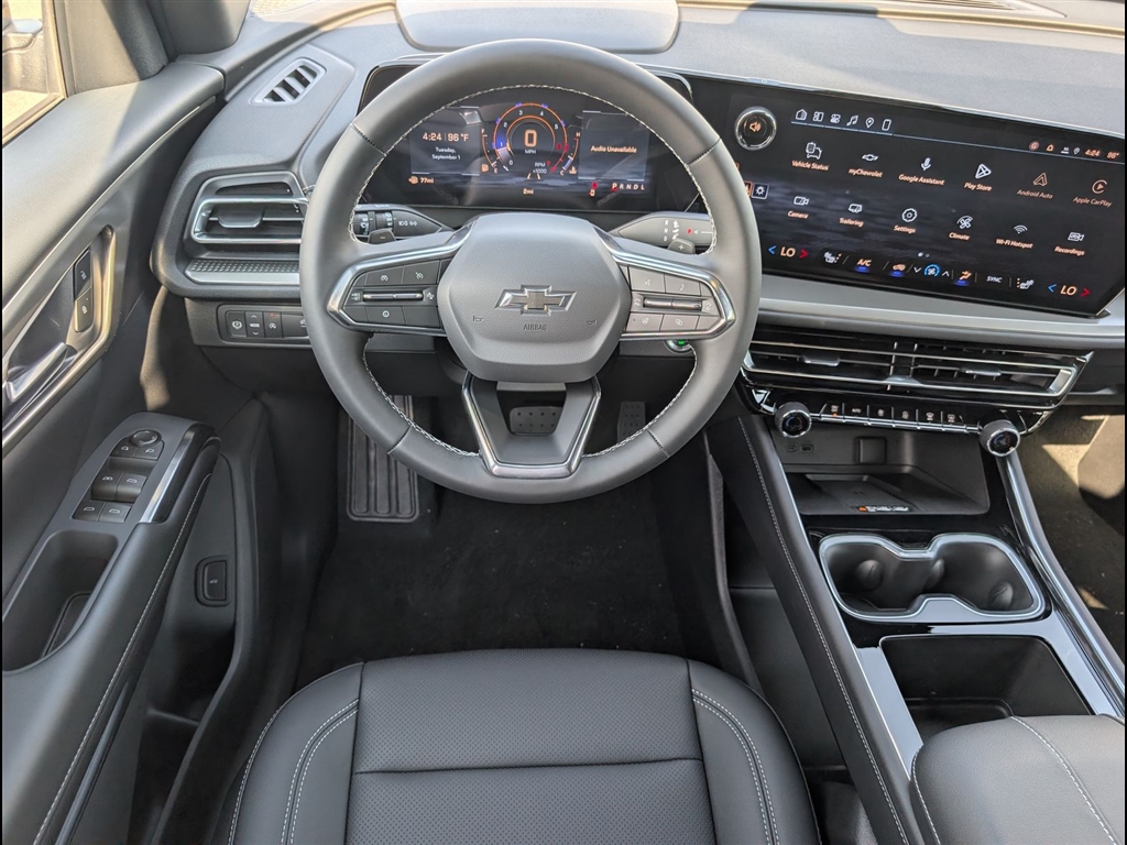 New 2027 Mosaic Black Metallic Chevrolet LT image 9