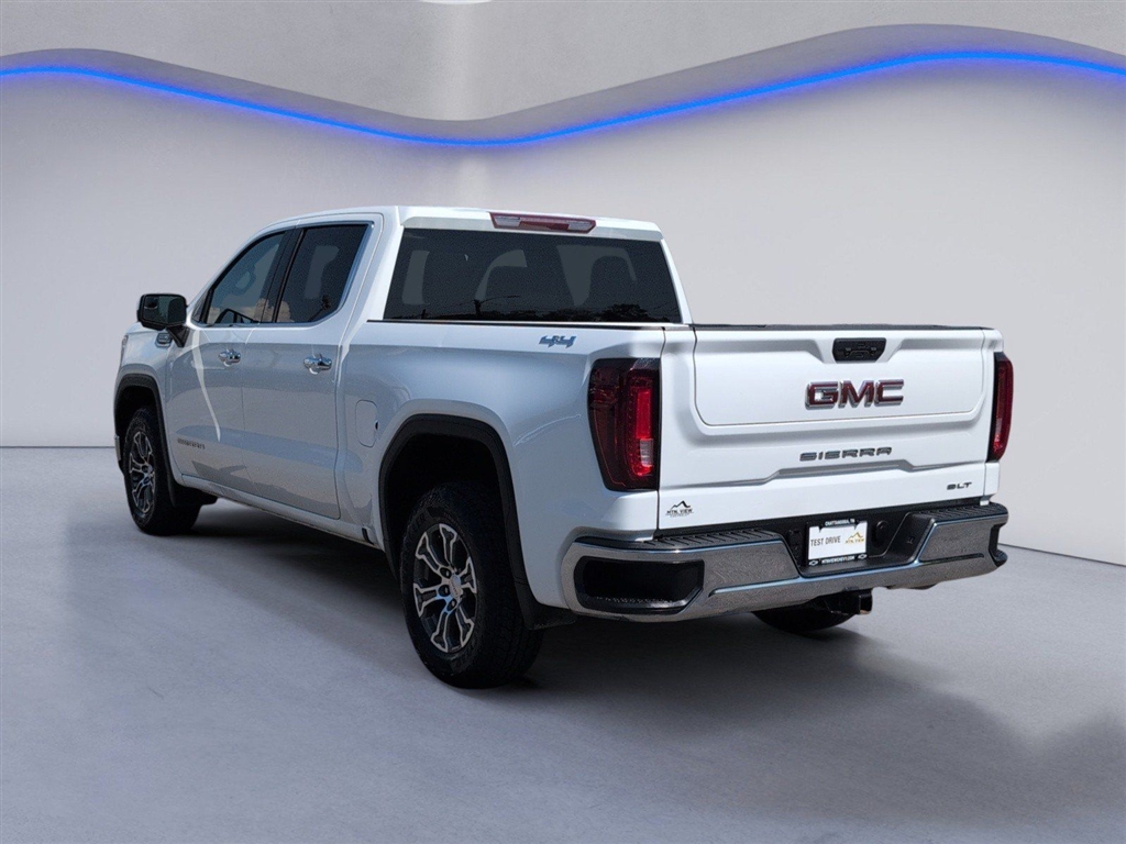 Used 2025 Summit White GMC SLT image 9