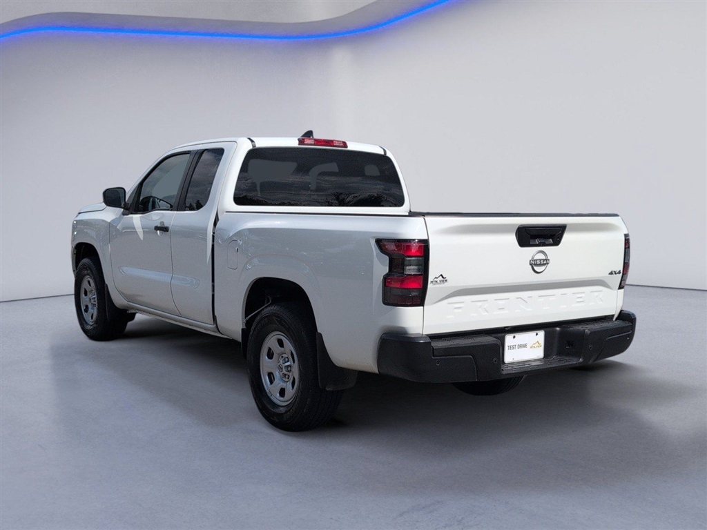 Used 2024 Glacier White Nissan S image 9