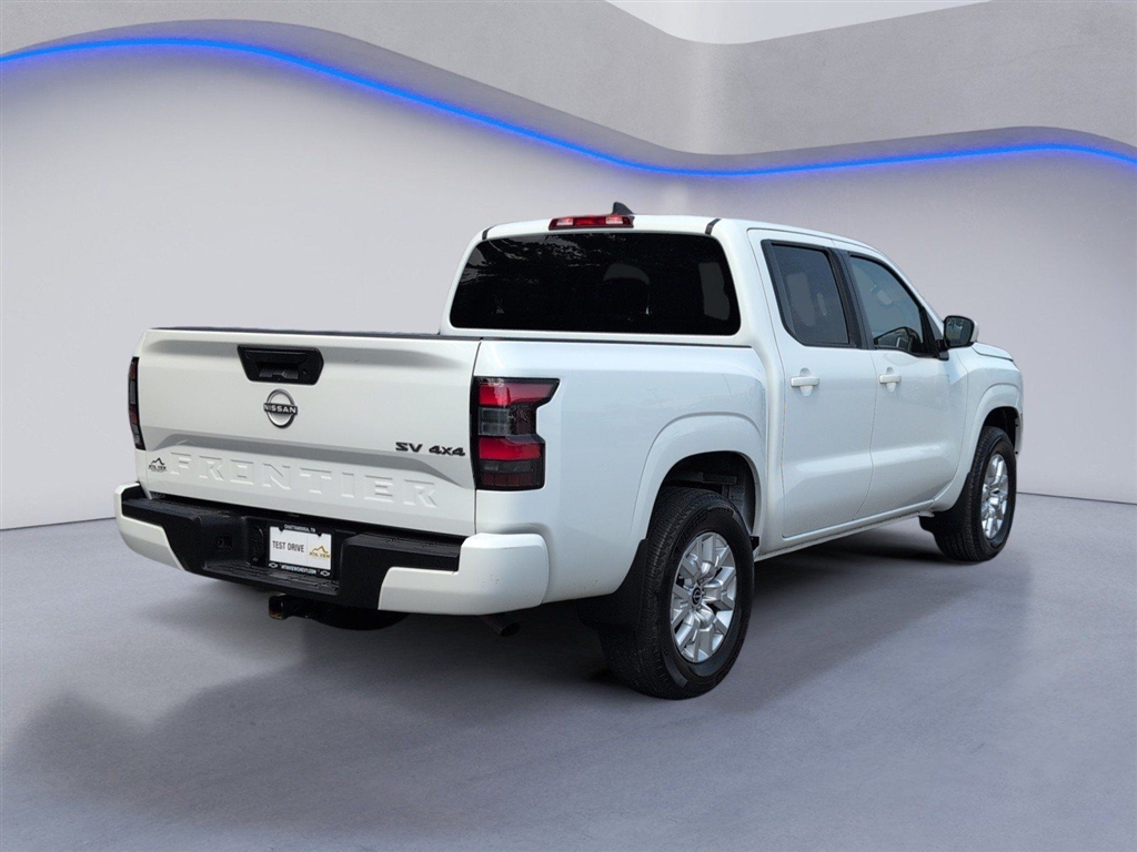 Used 2023 Glacier White Nissan SV image 9