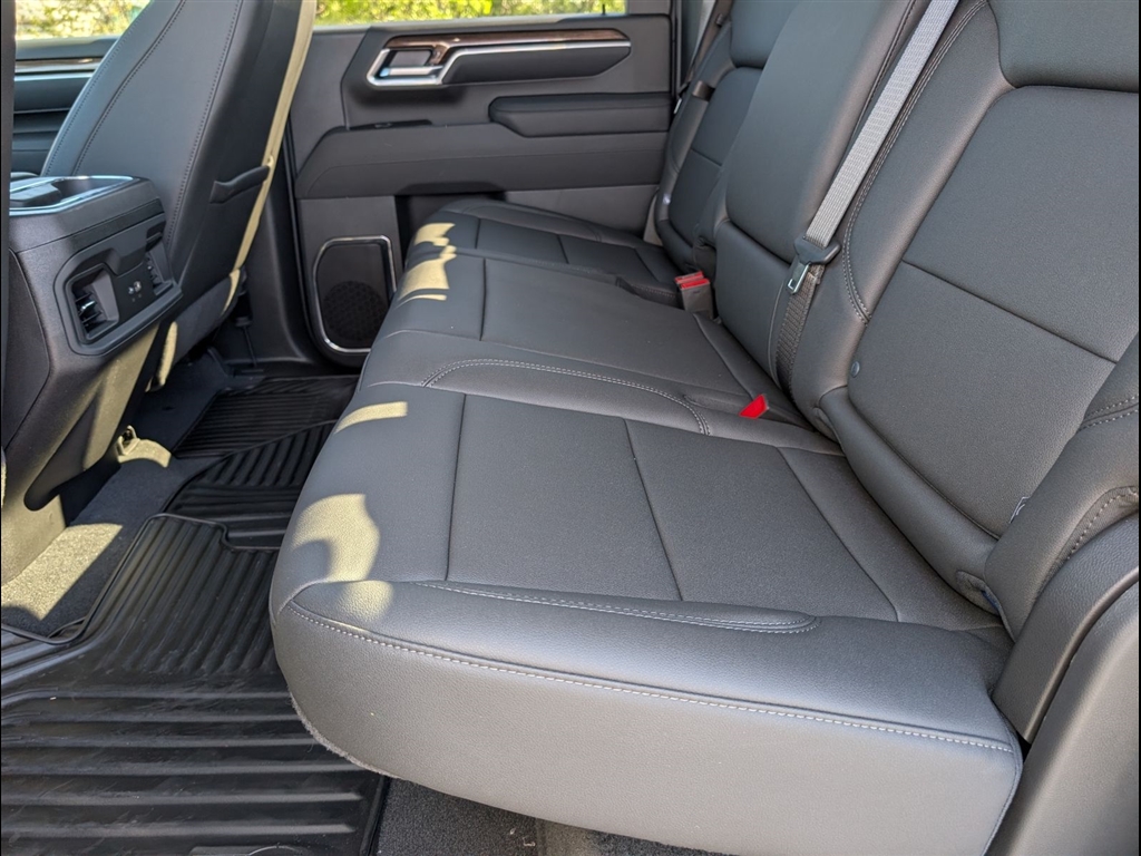 New 2026 Lakeshore Blue Metallic Chevrolet LT image 9