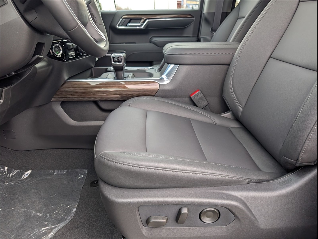 New 2026 Cypress Gray Chevrolet LT Trail Boss image 9