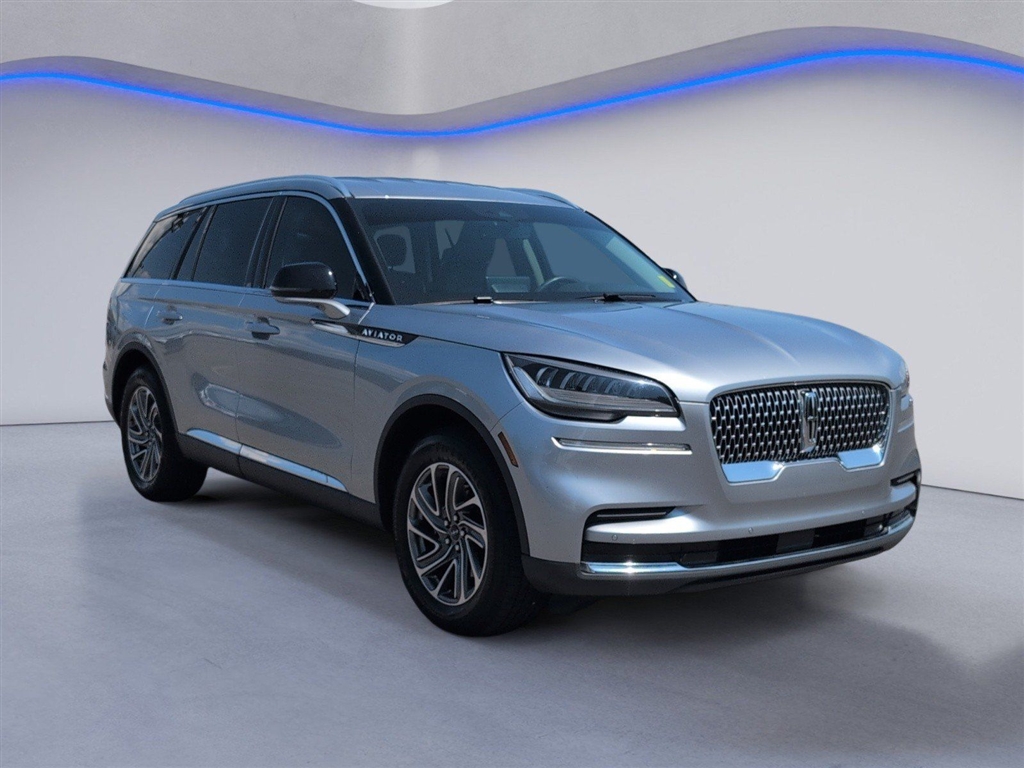 Used 2023 Silver Radiance Lincoln Standard image 9