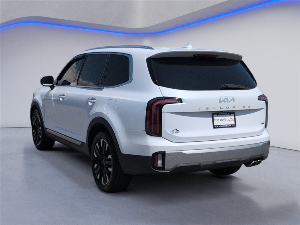 Used 2023 Glacial White Pearl Kia SX image 9
