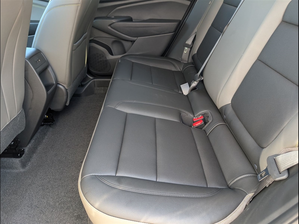 New 2026 Summit White Chevrolet ACTIV image 9