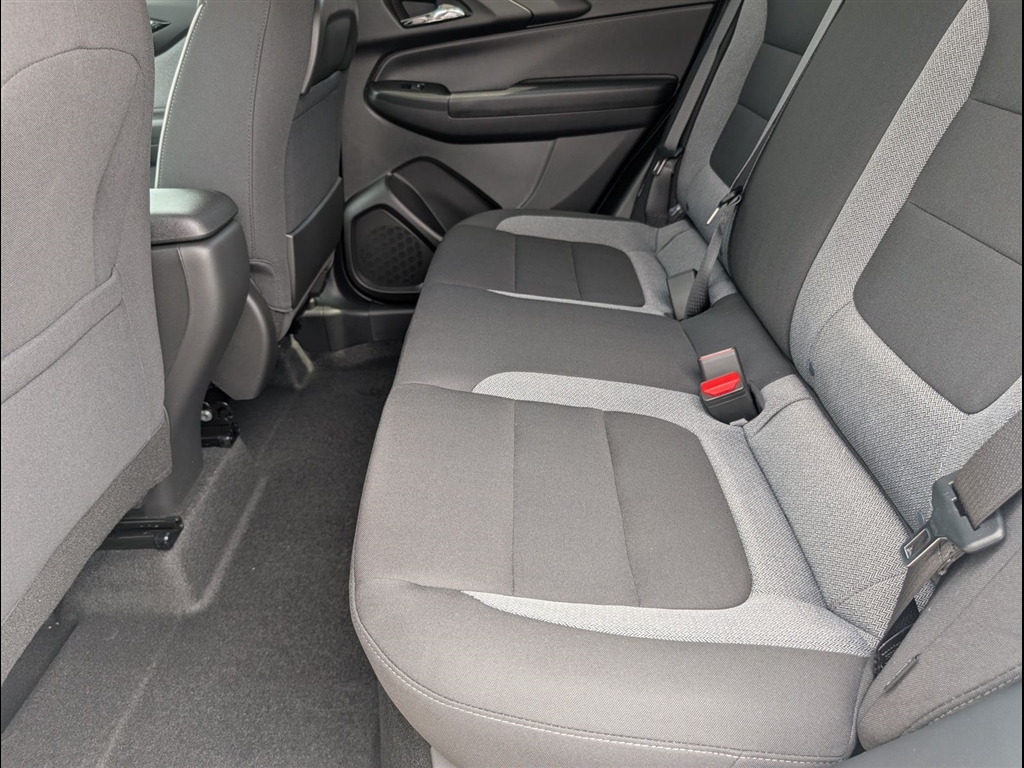 New 2026 Mosaic Black Metallic Chevrolet LT image 9
