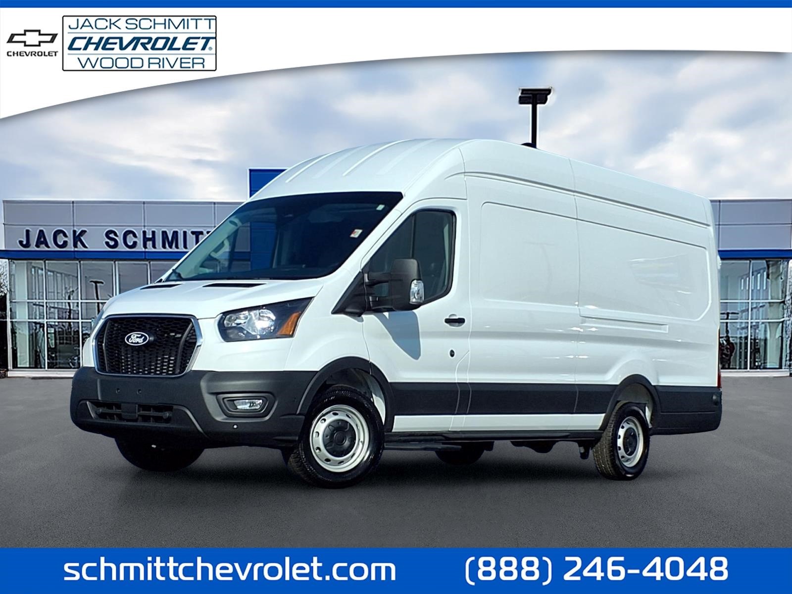Oxford White 2026 Ford Transit Cargo Van  Automatic