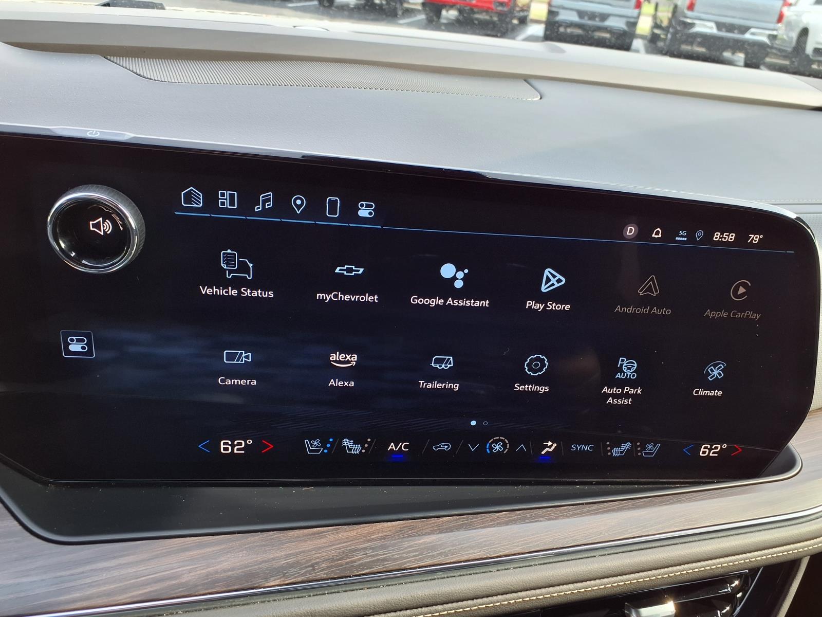 View vehicle photo 5